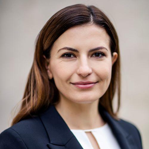 Lejda Bargjo, Client Portfolio Manager Quant Equities