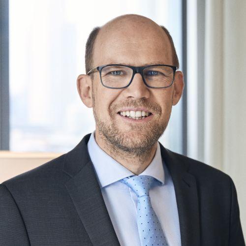Simon Frank, Senior Investment Advisor